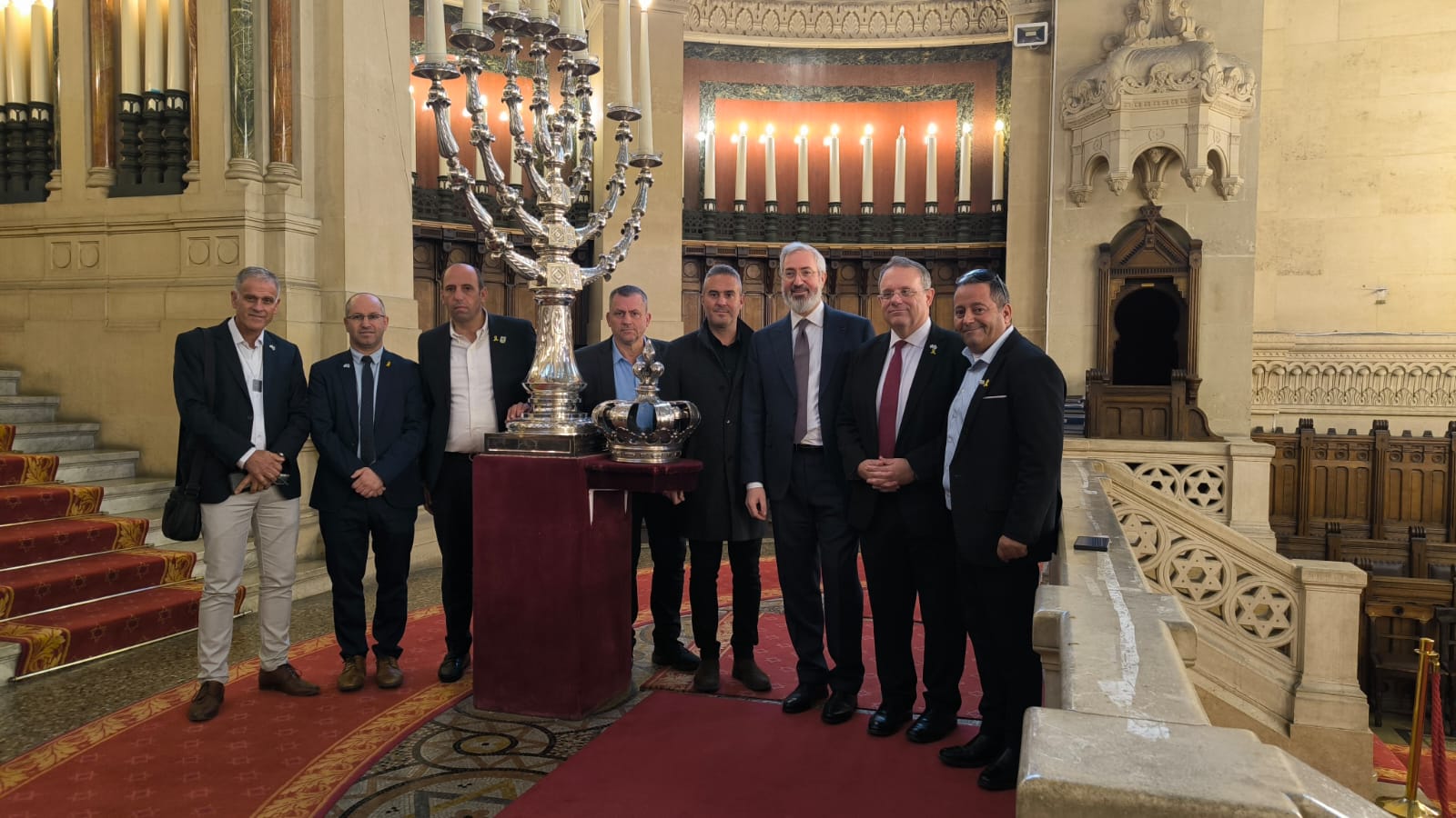 Le grand rabbin Moshe Sebbag a reçu la délégation à la grande synagogue de La Victoire. Berceau de l'histoire du sionisme à Paris.